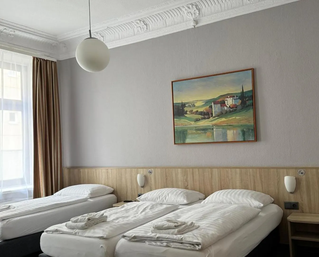 Hotel Kieler Hof Am Hauptbahnhof - Hamburg Central Station