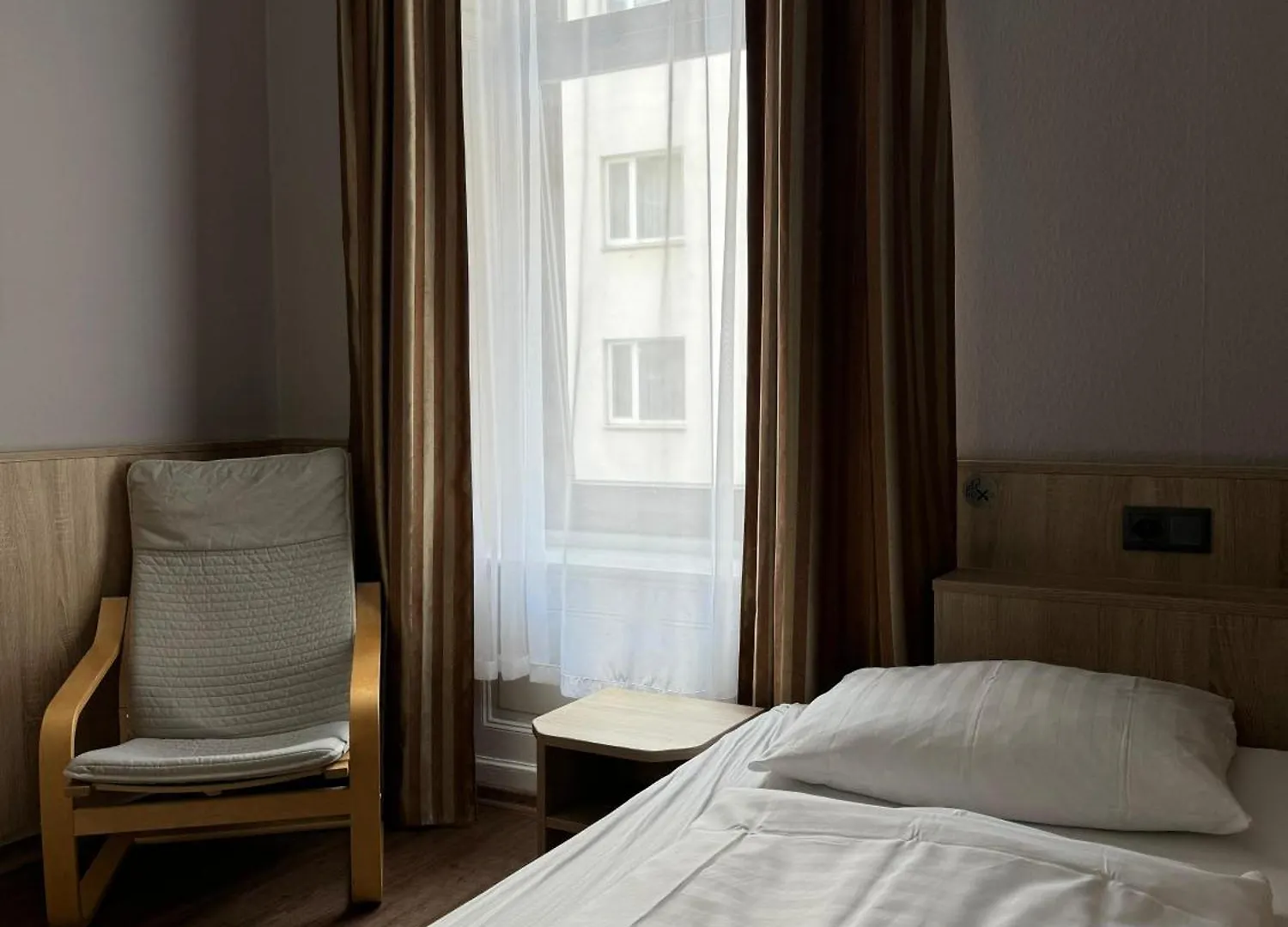 Hotel Kieler Hof Am Hauptbahnhof - Hamburg Central Station 2*,